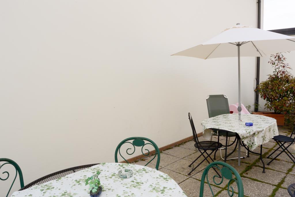Albergo Meuble Abatjour Mantova Bagian luar foto